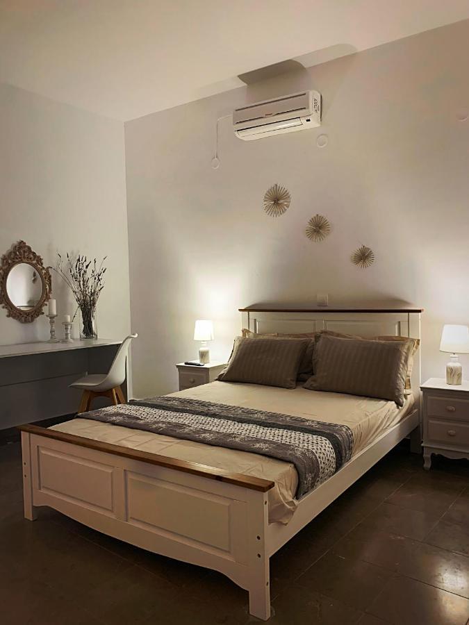 Μaria'S Flats Villa Tolo Bagian luar foto